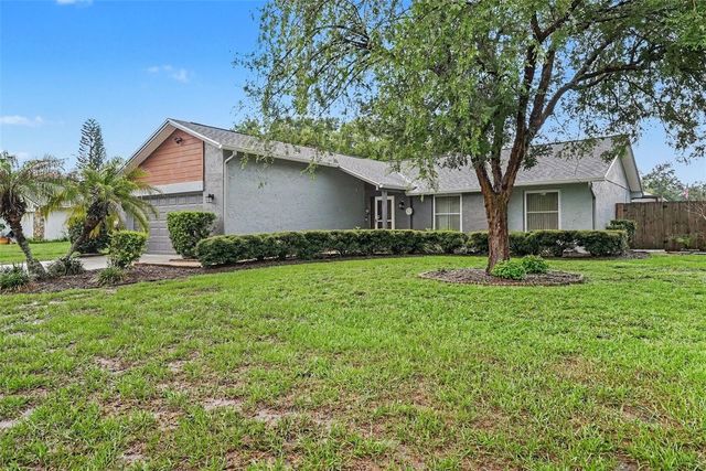 626 ROLLINGWOOD LANE, Valrico, FL 33594