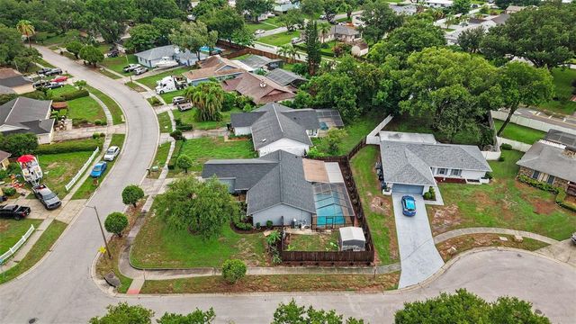 626 ROLLINGWOOD LANE, Valrico, FL 33594