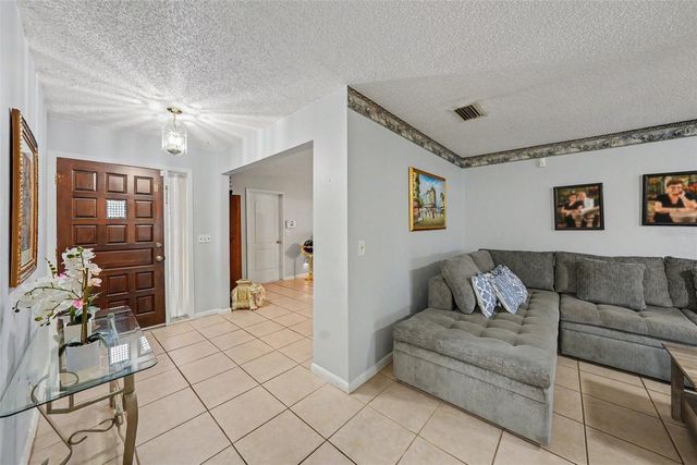 626 ROLLINGWOOD LANE, Valrico, FL 33594