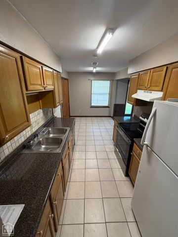 2020 Cenwood Drive, Jonesboro, AR 72401