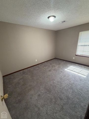 2020 Cenwood Drive, Jonesboro, AR 72401