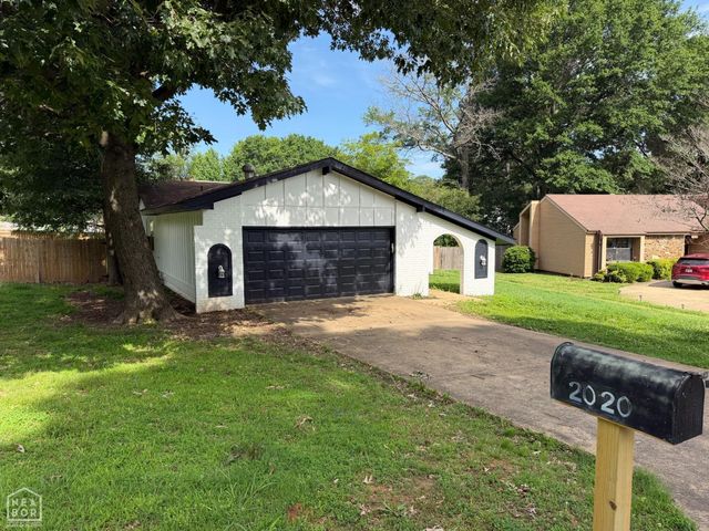 2020 Cenwood Drive, Jonesboro, AR 72401