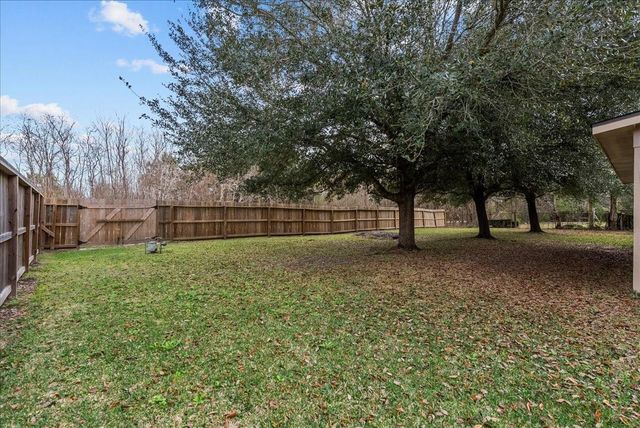 4206 Country Club Drive, Dickinson, TX 77539