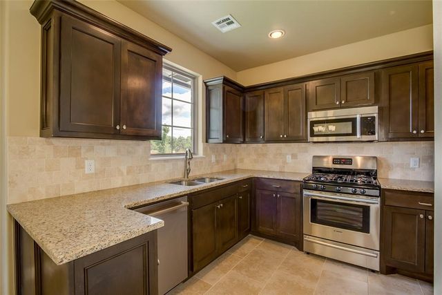 2701 Hermoso Circle, Edmond, OK 73034