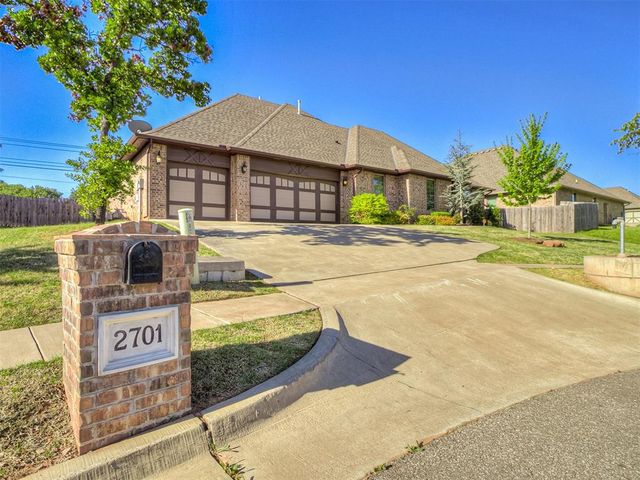 2701 Hermoso Circle, Edmond, OK 73034