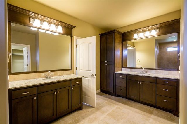 2701 Hermoso Circle, Edmond, OK 73034