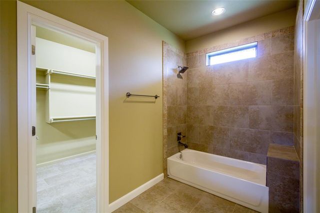 2701 Hermoso Circle, Edmond, OK 73034