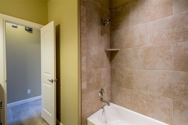 2701 Hermoso Circle, Edmond, OK 73034