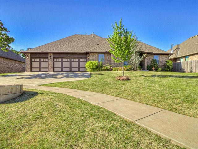 2701 Hermoso Circle, Edmond, OK 73034