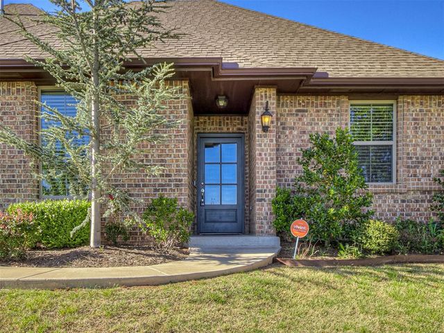 2701 Hermoso Circle, Edmond, OK 73034