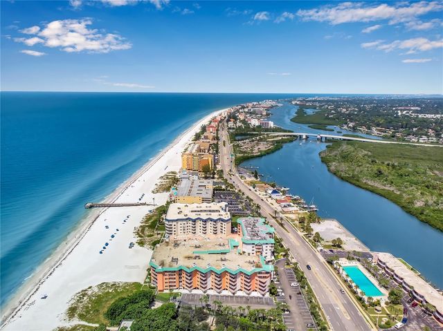 12400 PARK BOULEVARD 524, Seminole, FL 33772