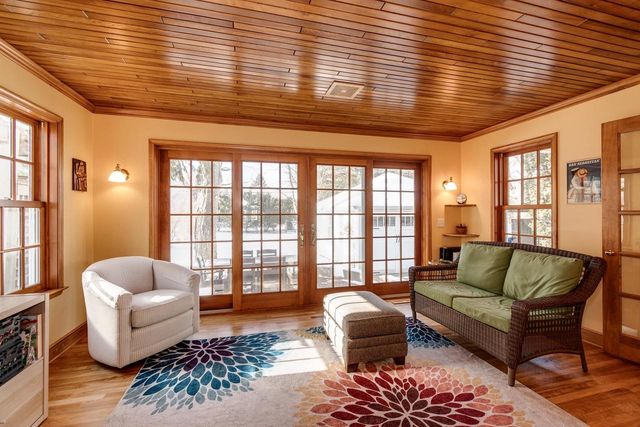 225 Kensington Drive, Madison, WI 53704