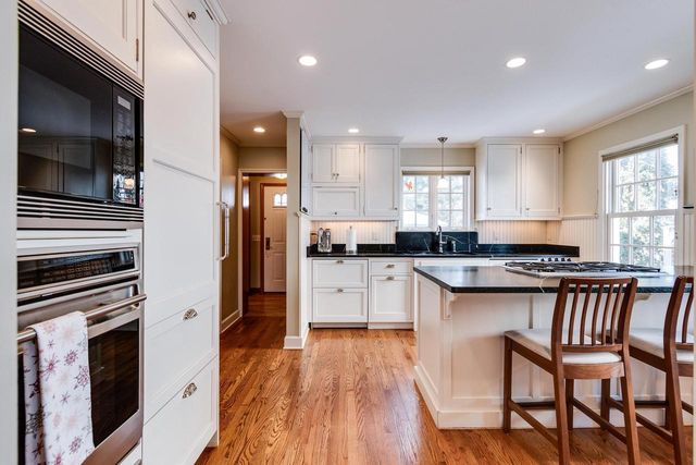 225 Kensington Drive, Madison, WI 53704