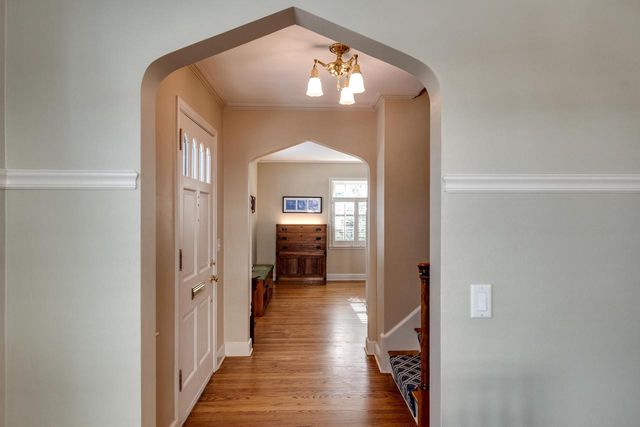 225 Kensington Drive, Madison, WI 53704