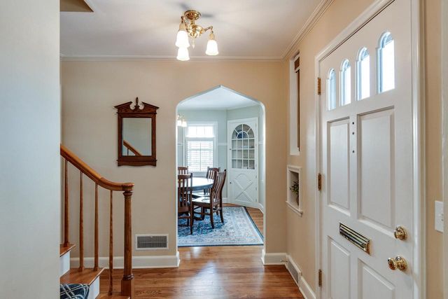 225 Kensington Drive, Madison, WI 53704