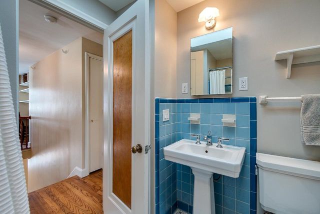 225 Kensington Drive, Madison, WI 53704