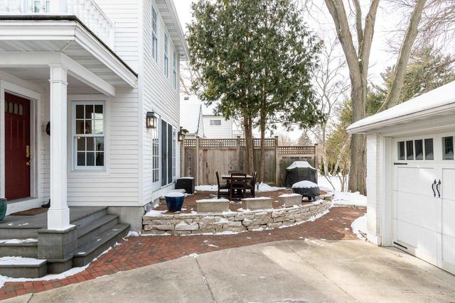 225 Kensington Drive, Madison, WI 53704