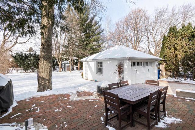 225 Kensington Drive, Madison, WI 53704