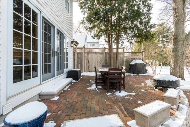 225 Kensington Drive, Madison, WI 53704