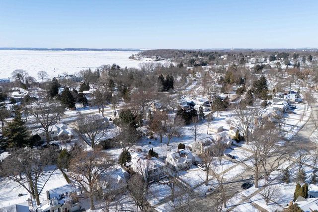 225 Kensington Drive, Madison, WI 53704