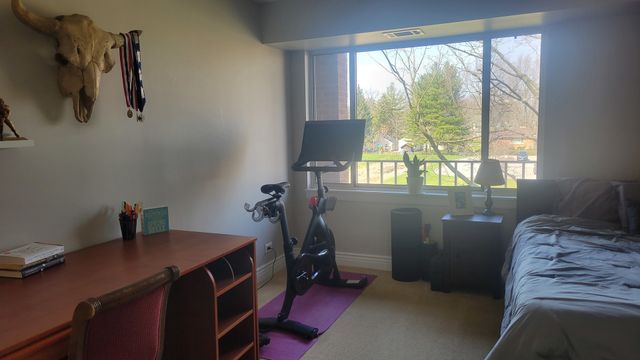 1450 Plymouth Lane 305, Elgin, IL 60123
