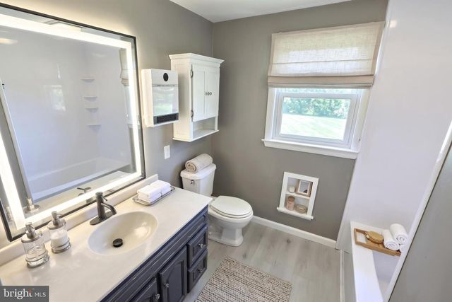 3720 JEFFERSON RD, Glen Rock, PA 17327