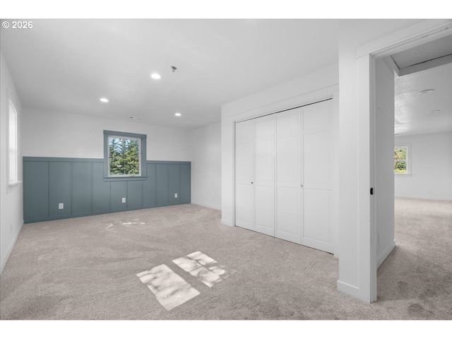 15900 Se ROYER Rd, Damascus, OR 97089