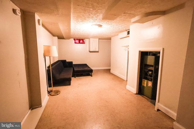 2035 GRINNALDS, Baltimore, MD 21230
