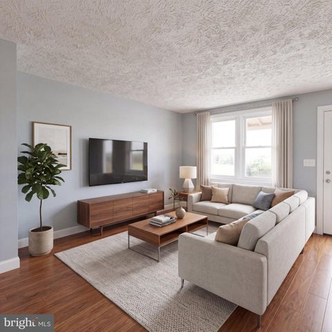 2035 GRINNALDS, Baltimore, MD 21230