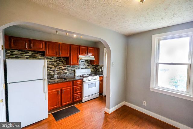 2035 GRINNALDS, Baltimore, MD 21230