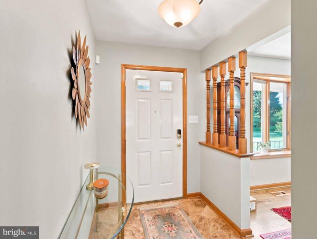 5212 ERNIE LN, Frederick, MD 21703