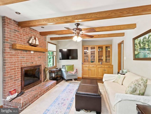 5212 ERNIE LN, Frederick, MD 21703