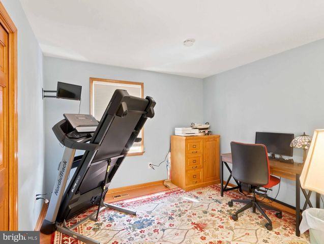 5212 ERNIE LN, Frederick, MD 21703