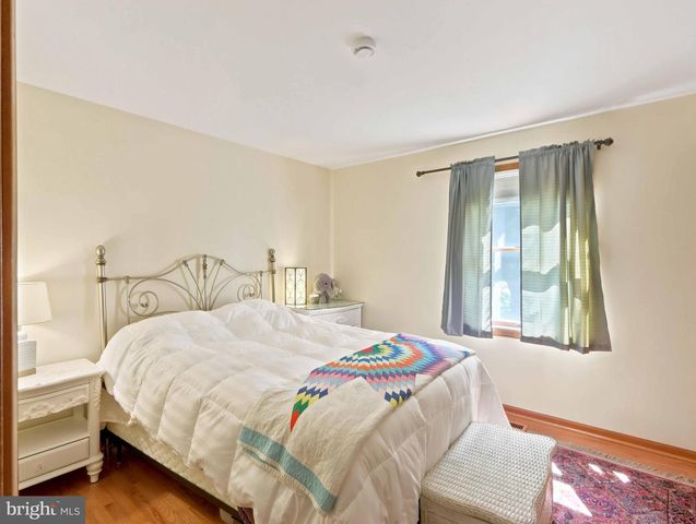 5212 ERNIE LN, Frederick, MD 21703