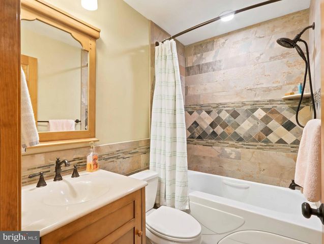 5212 ERNIE LN, Frederick, MD 21703