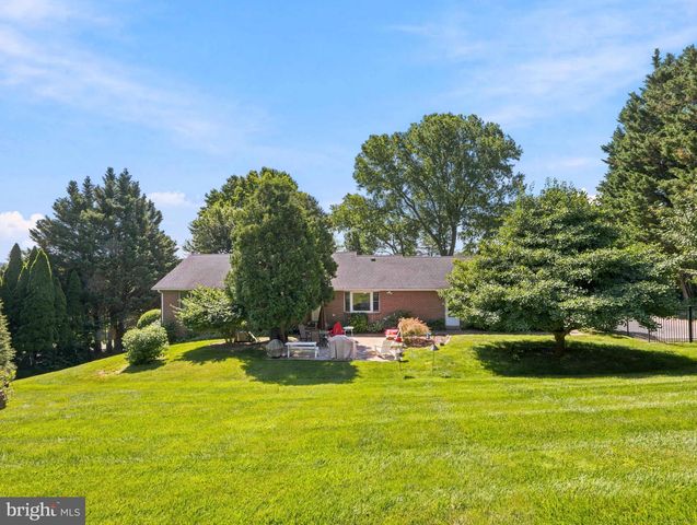 5212 ERNIE LN, Frederick, MD 21703