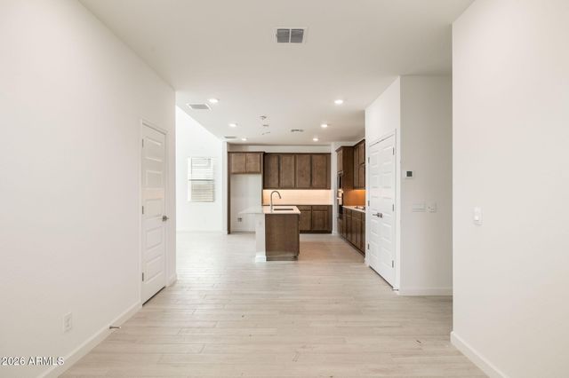 7014 W PINNACLE VISTA Drive, Peoria, AZ 85383