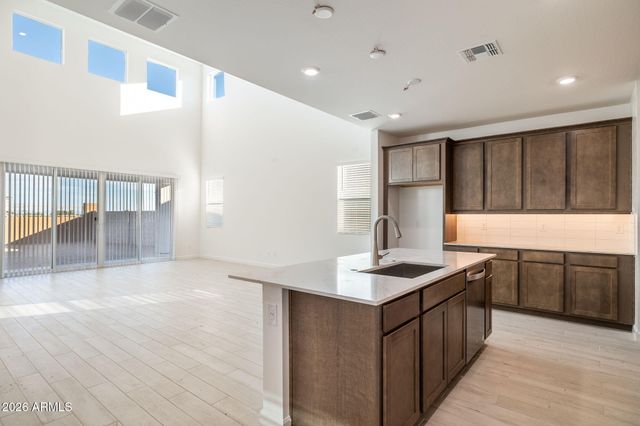 7014 W PINNACLE VISTA Drive, Peoria, AZ 85383