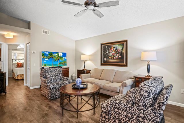 2371 HOUNDS TRAIL, Palm Harbor, FL 34683