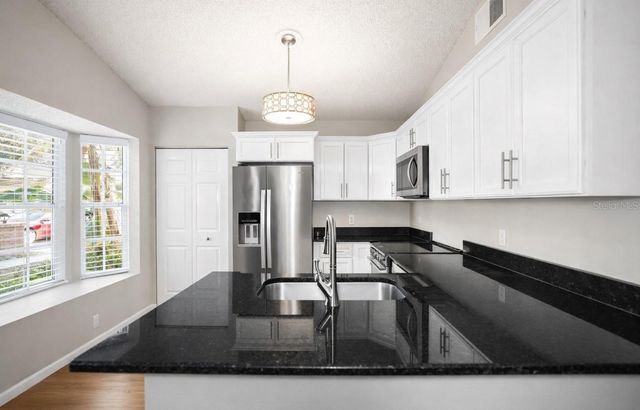 2371 HOUNDS TRAIL, Palm Harbor, FL 34683