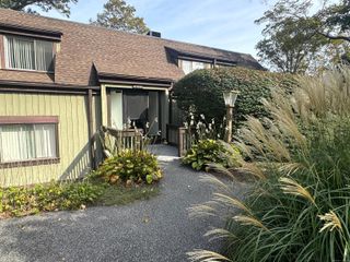 86 Heritage Village D, Southbury, CT 06488