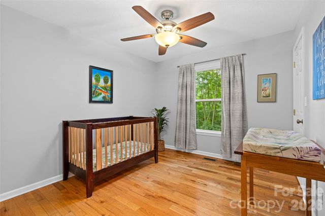 102 Iris Street, Asheville, NC 28803