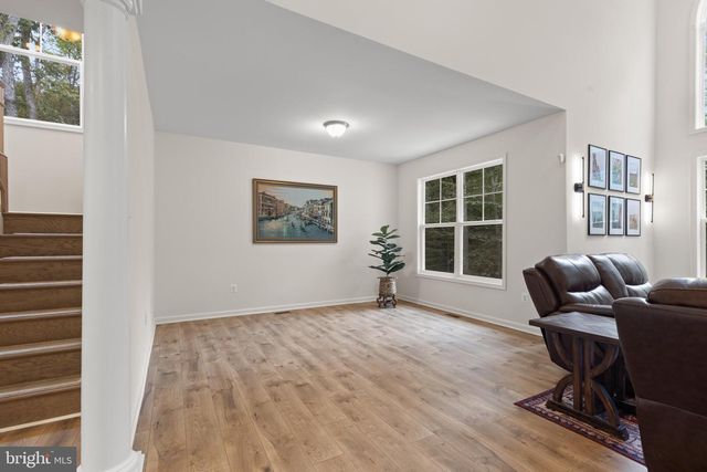 6 HELM CT, Stafford, VA 22556