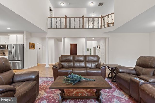 6 HELM CT, Stafford, VA 22556