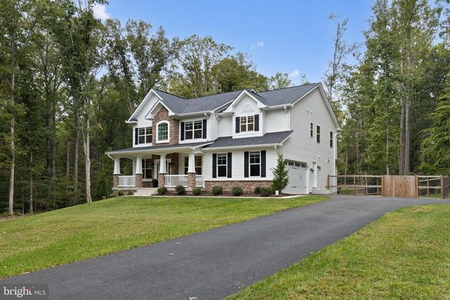 6 HELM CT, Stafford, VA 22556