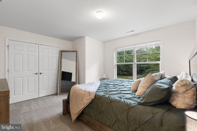 6 HELM CT, Stafford, VA 22556