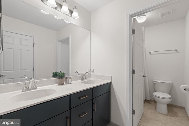 6 HELM CT, Stafford, VA 22556