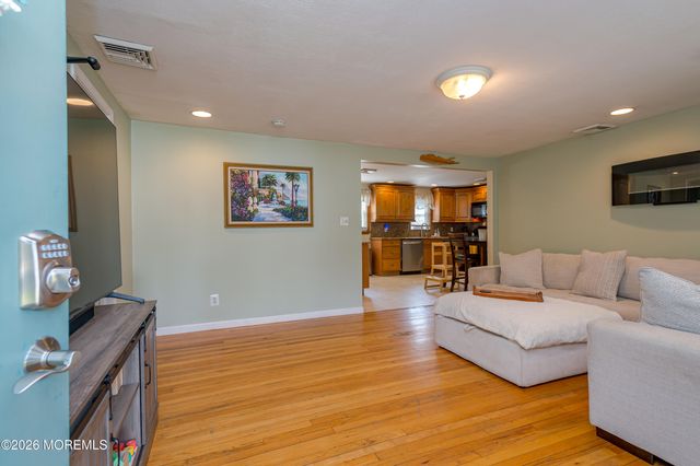 535 Jackson Avenue, Brick, NJ 08723