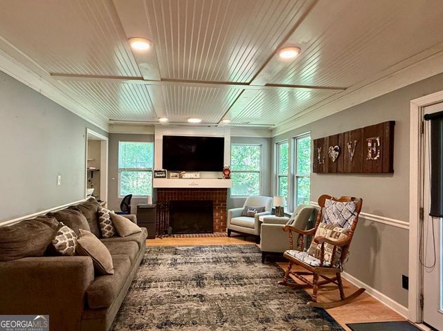 2692 Royal Oak Court, Acworth, GA 30102