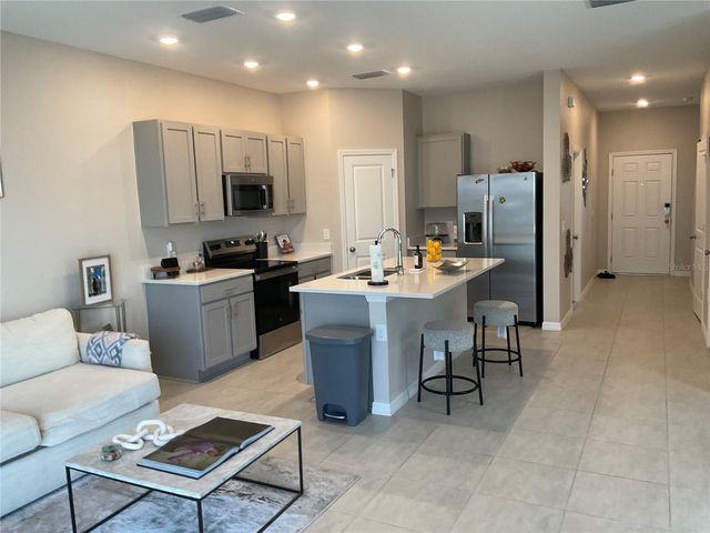 7633 WATERSCAPE DRIVE, Groveland, FL 34736